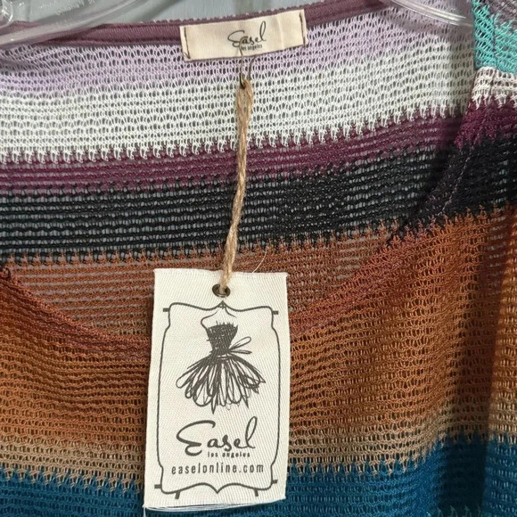 NWT EASEL Striped Open Knit Striped Cold Shoulder Short Sleeve Top Size Small - Picture 4 of 6